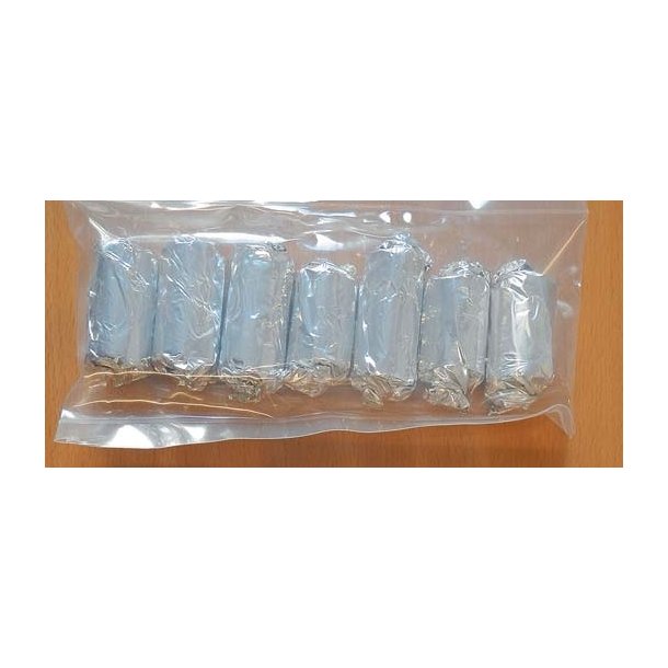 Olieforsg: Indvinding af olie fra kalk - st med 7 ekstra kalkplugs med olie + en tr kalkplug